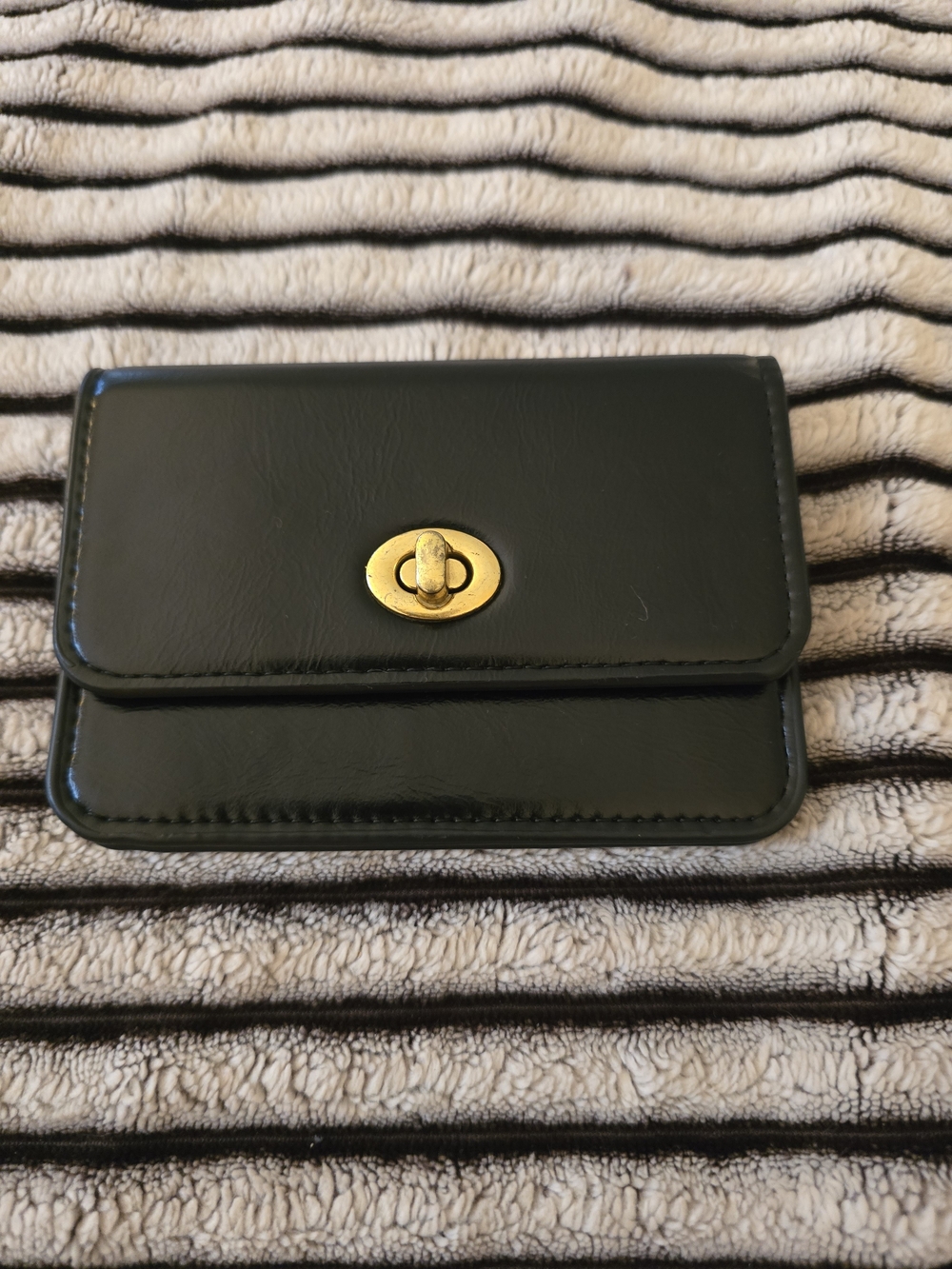Classic Black Leather Card Wallet with Gold Turn-Lock